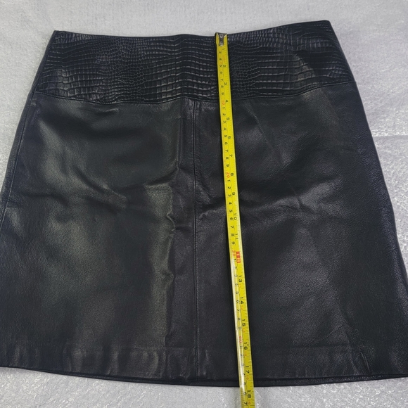 Apostrophe Croc Embossed Black Leather Skirt Womens Size 8 Lined NWT - Picture 3 of 9